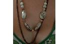Collar piedras y arcilla beige
